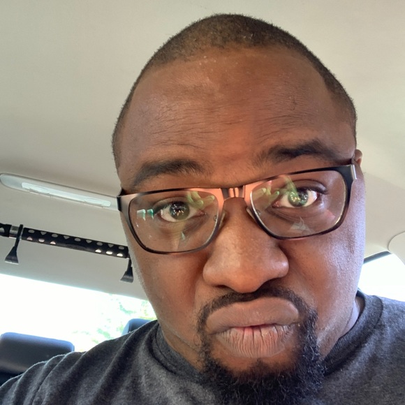 Meet your Posher, Kyle - Picture 1 of 1